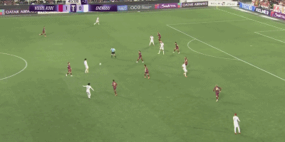 亚冠-蓉城终场前送点2-2神户 费利佩双响韦世豪造点+中柱